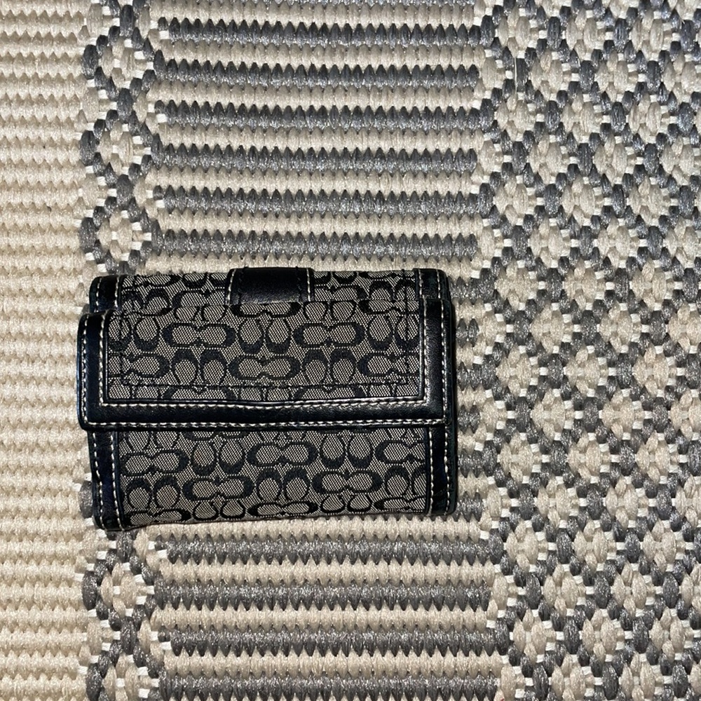 Coach Wallet - Picture 4 of 5